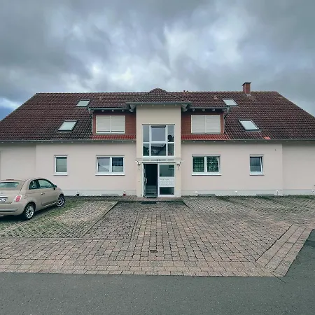 Pfälzer Weinperle Mit Terrasse Apartment *