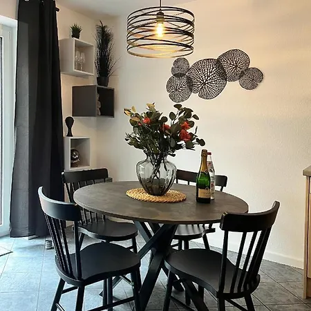 Apartamento Pfaelzer Weinperle Mit Terrasse