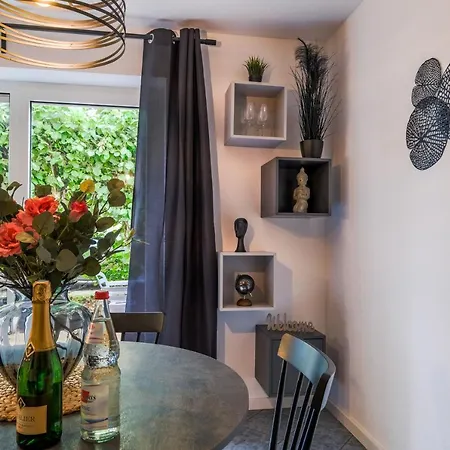 Pfaelzer Weinperle Mit Terrasse Apartamento *